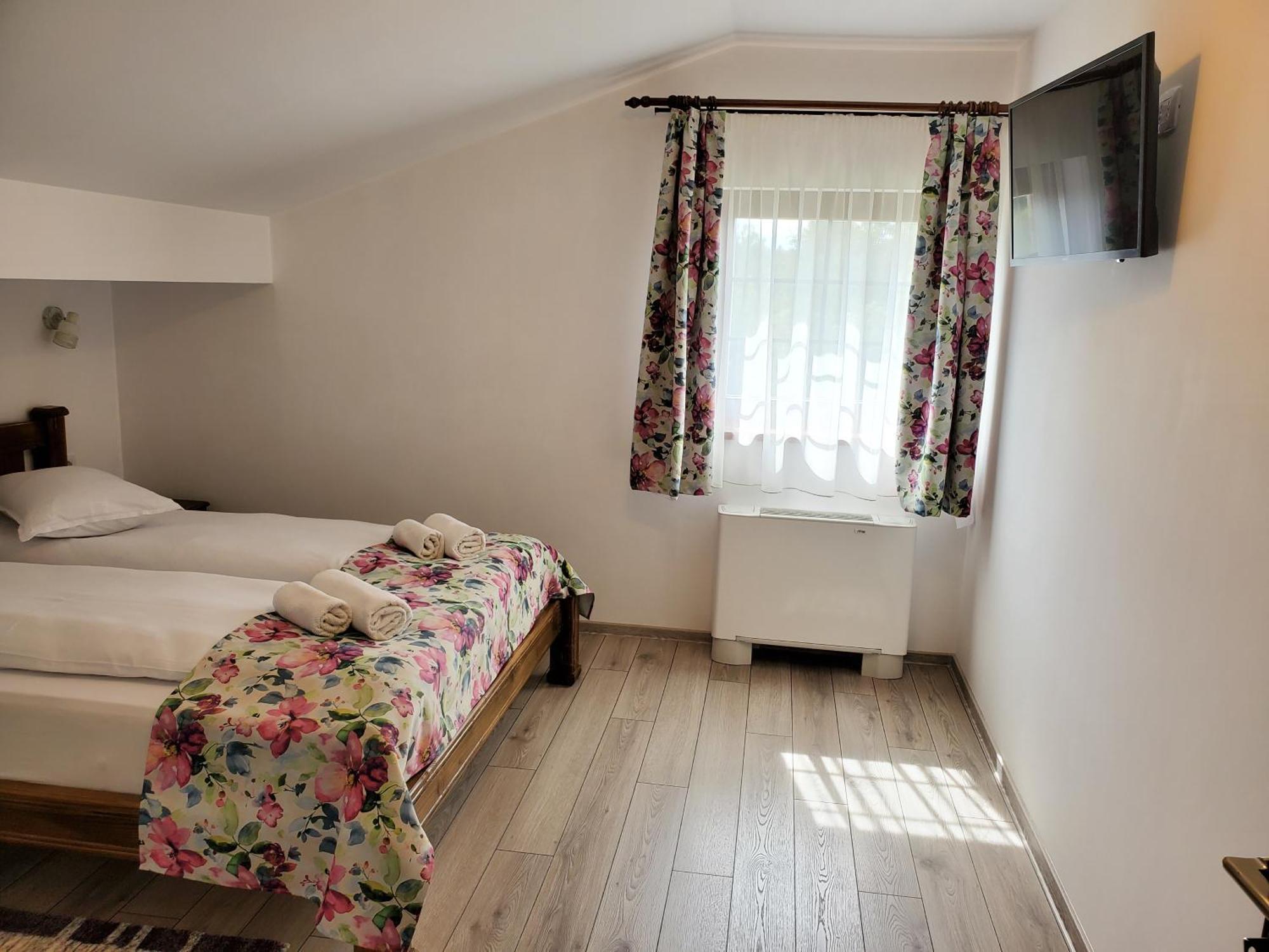 Pensiunea Casa Brancovenilor Sîmbăta de Sus Bagian luar foto